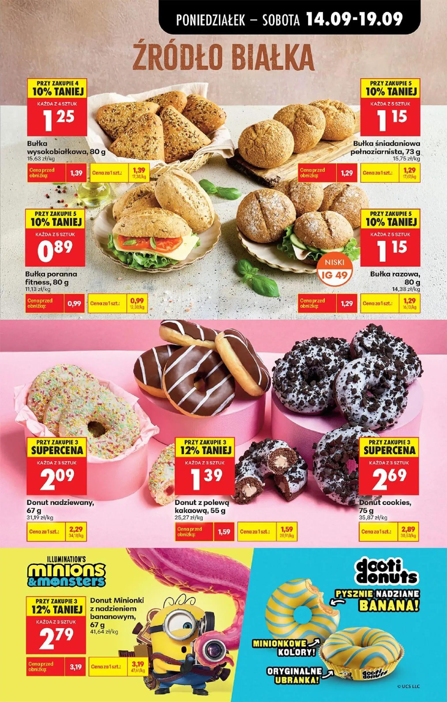 Biedronka gazetka, strona 47 z 99 — Donut Minionki z nadzieniem bananowym,, Donut z polewą kakaową,, Bułka wysokobiałkowa,
