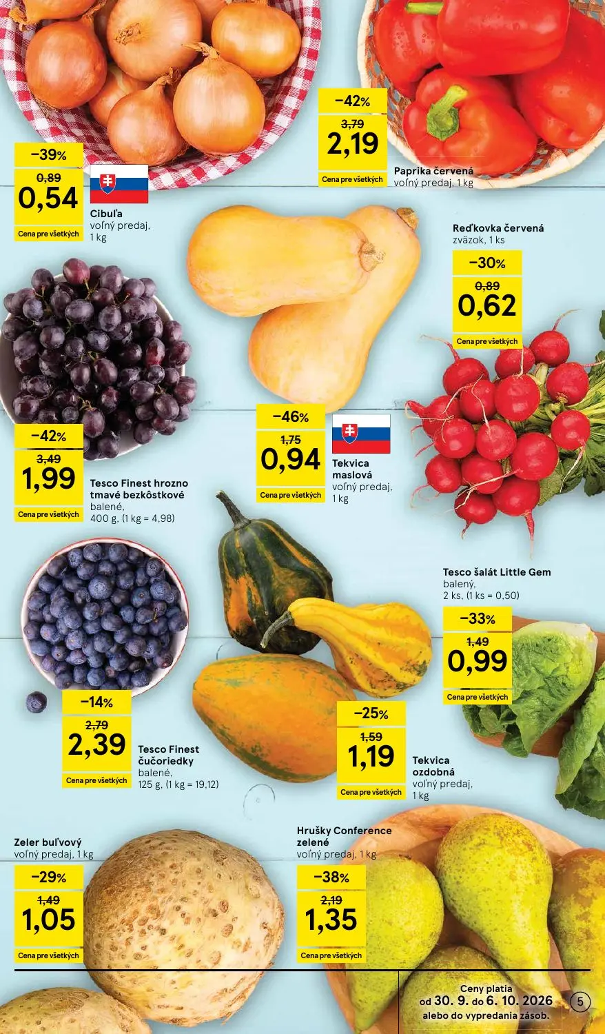 Tesco Supermarket leták, strana 5 z 30 — Paprika červená, Tesco Finest hrozno tmavé bezkôstkové balené,, Hrušky Conference z…